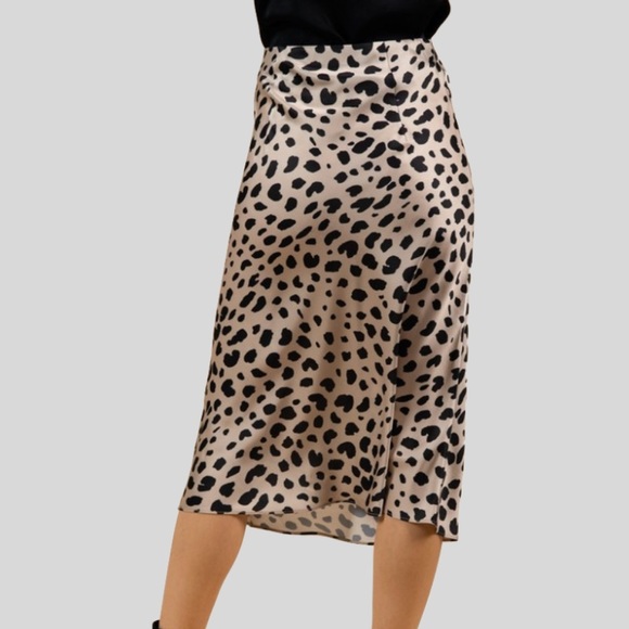 SPOT ON Leopard Print Midi Satin Skirt - Picture 5 of 7